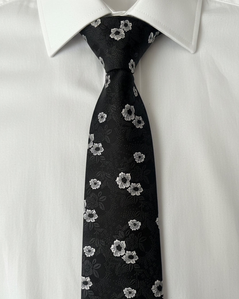 Onyx Floral Jacquard Tie