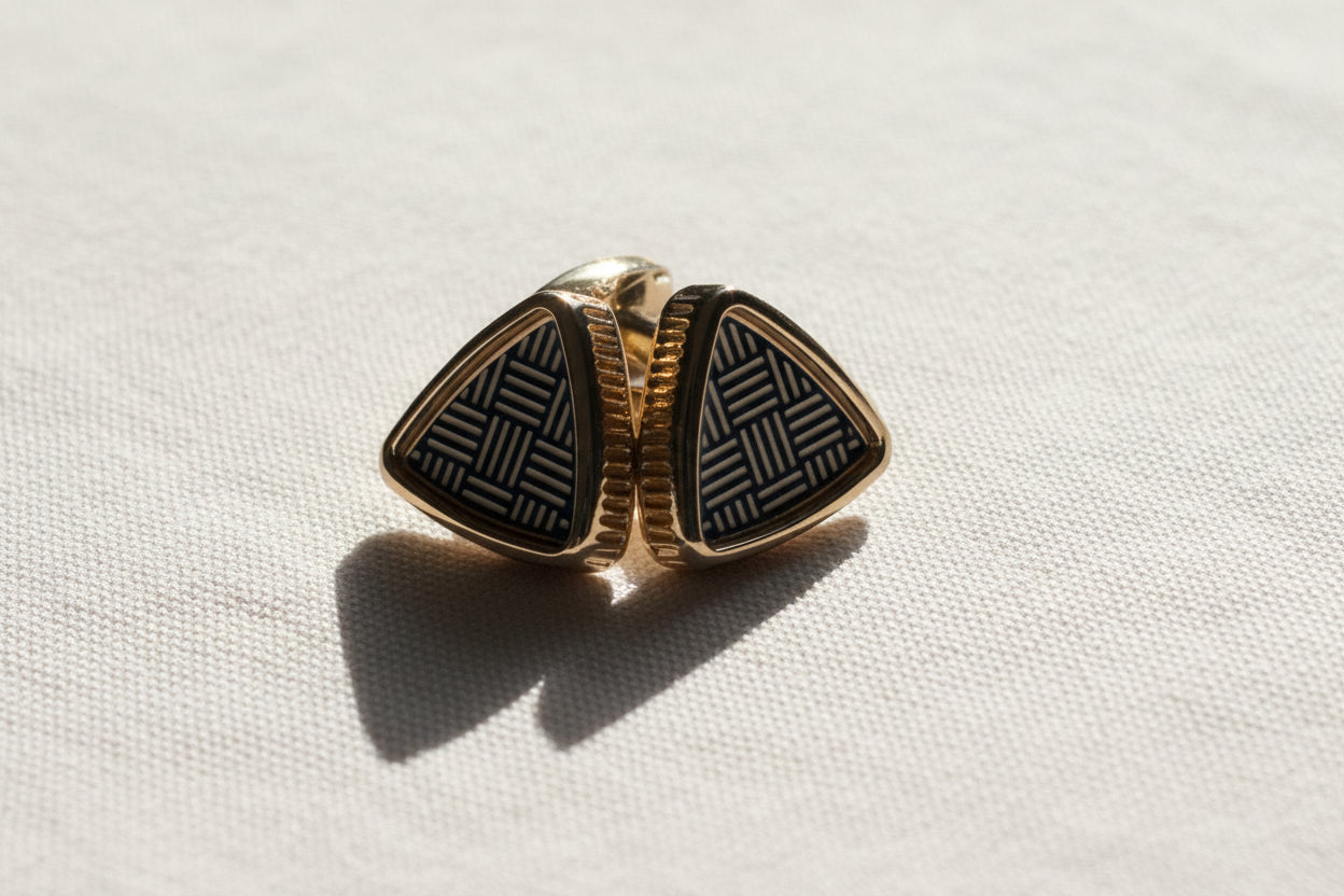Woven Crest Cufflinks – Gold & Black