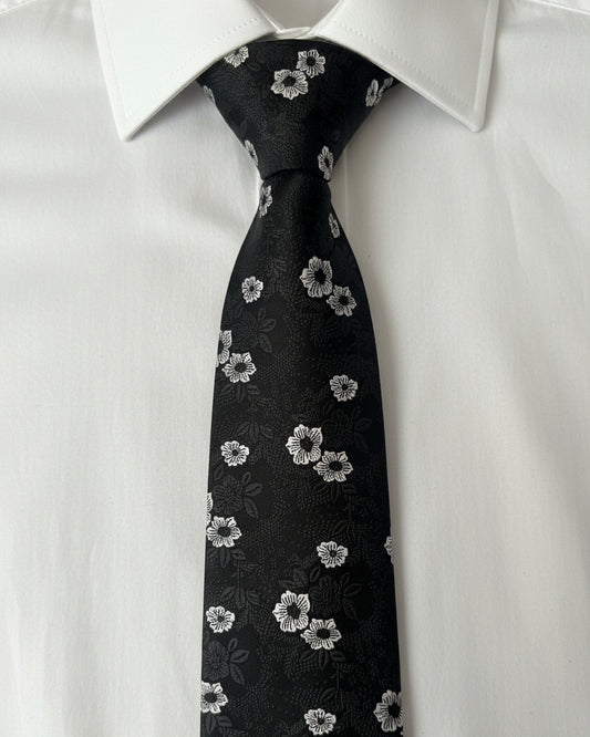 Onyx Floral Jacquard Tie