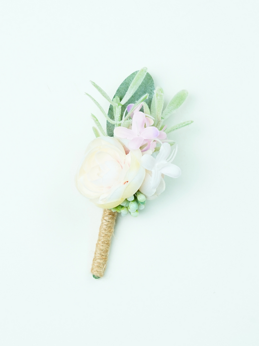 Off-white Boutonniere