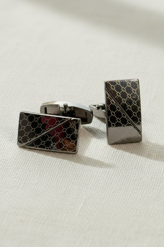 Graphite Lattice Cufflinks – Silver