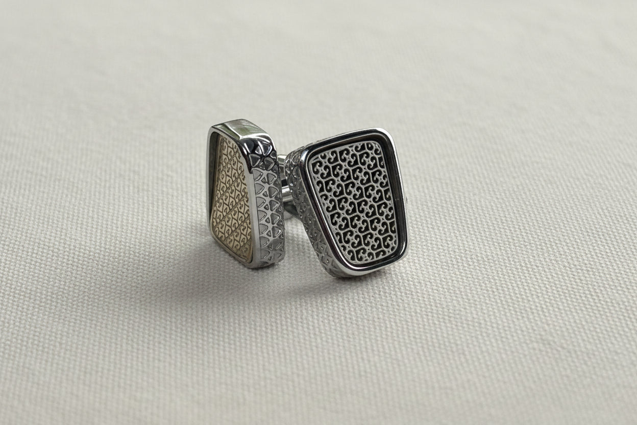 Ornate Lattice Cufflinks – Silver